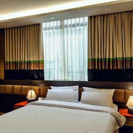 Minla Hotel Bangalore Ngoại thất bức ảnh