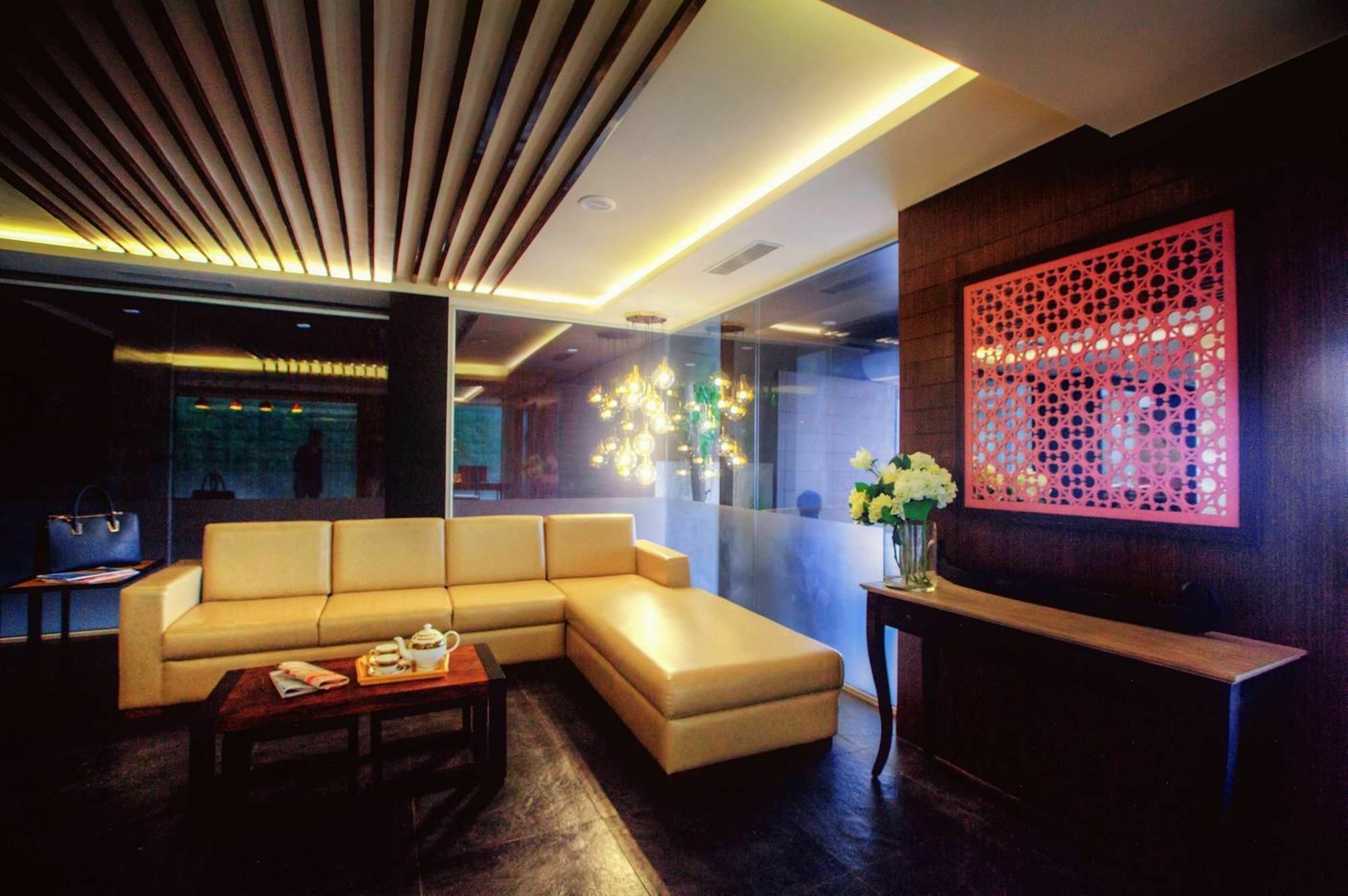 Minla Hotel Bangalore Ngoại thất bức ảnh