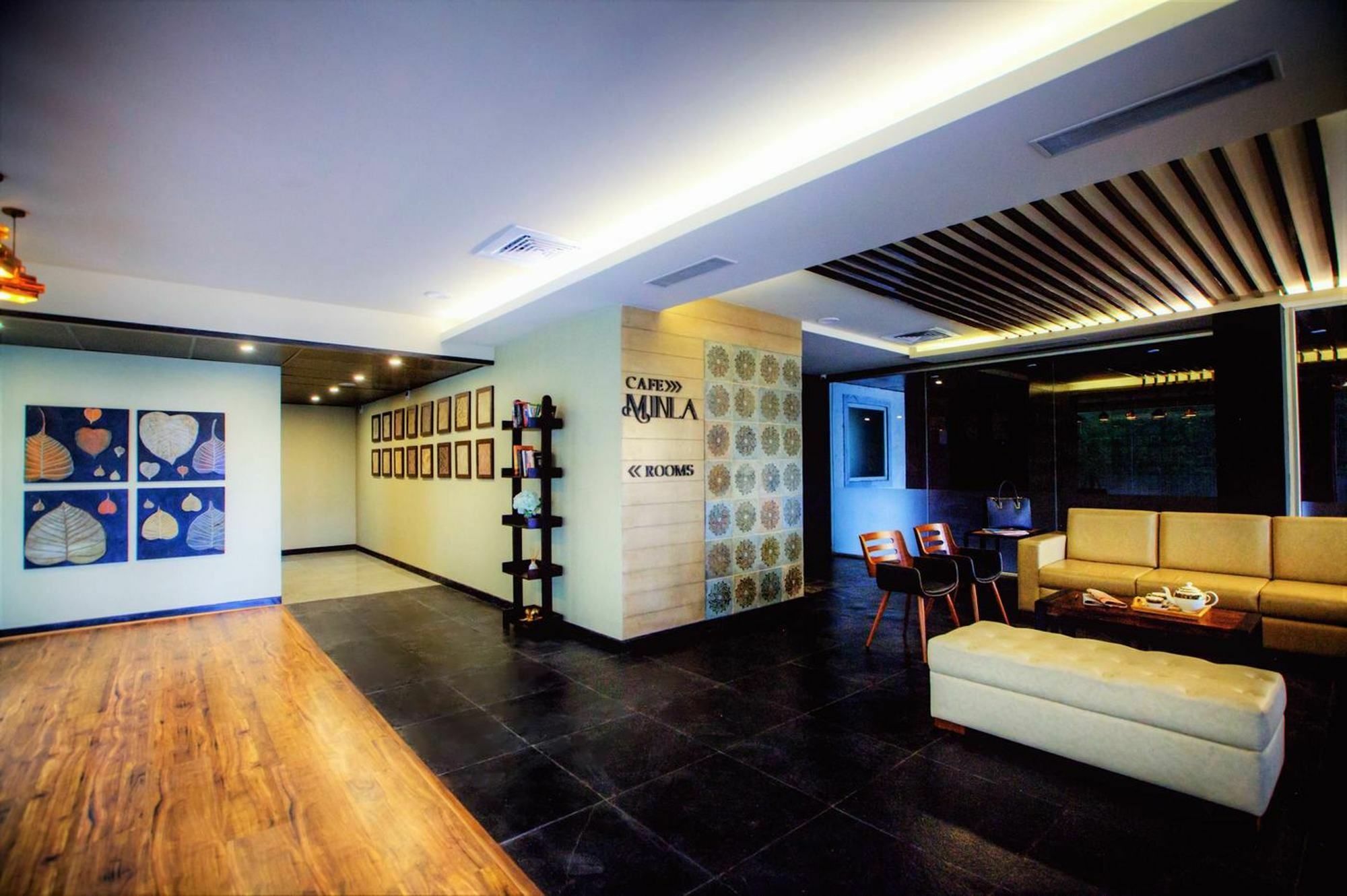 Minla Hotel Bangalore Ngoại thất bức ảnh